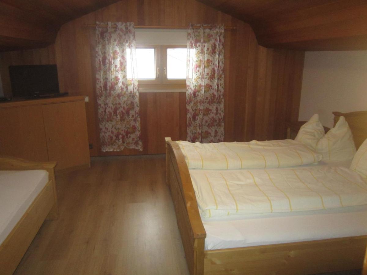 Hotel Garni Austermayer 트라운로이트 외부 사진